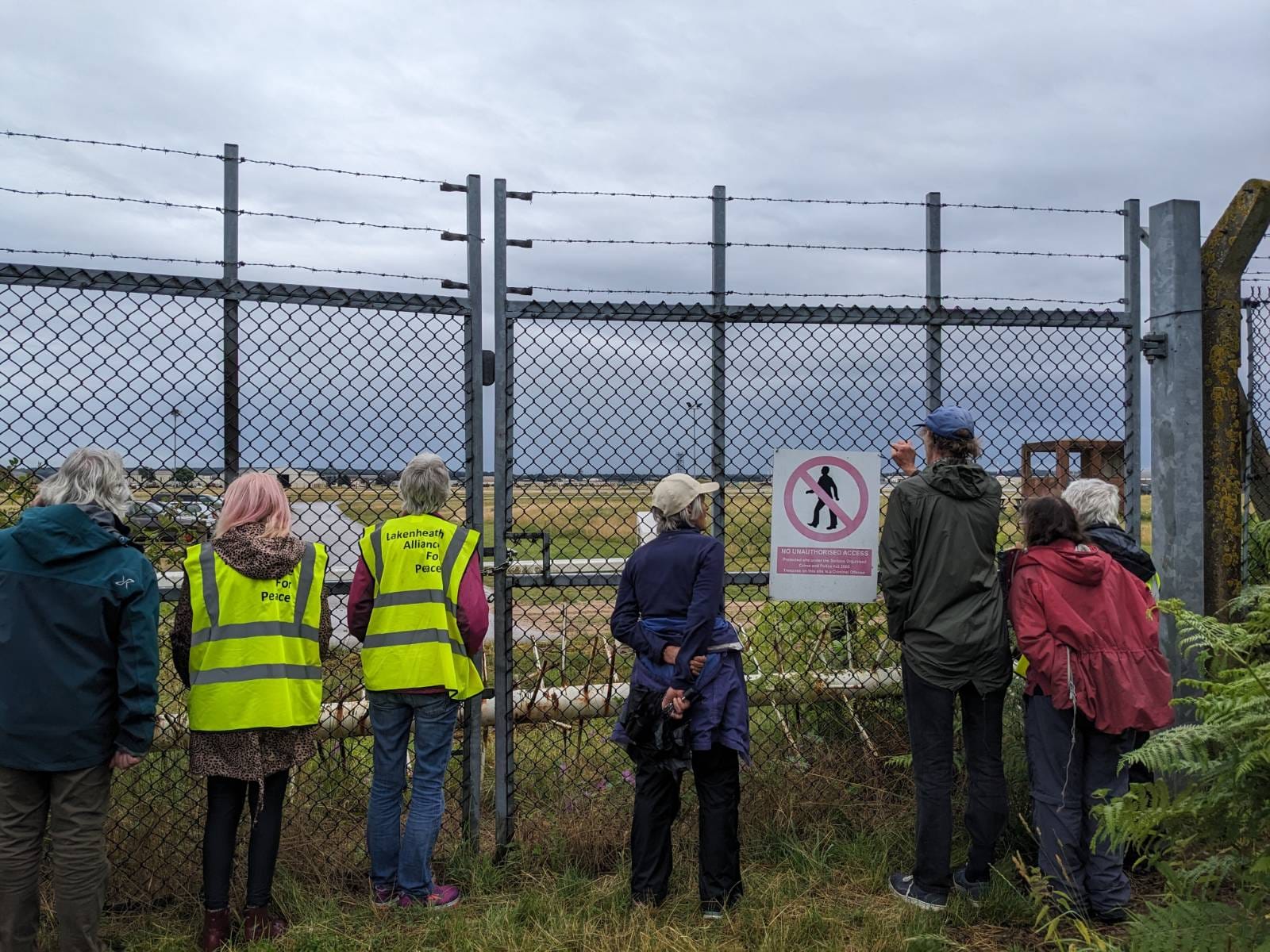 Seven peace campers experienced a gathered silence as warplanes flew overhead